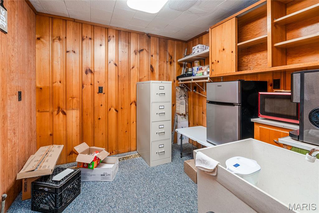 none - Commercial Sale