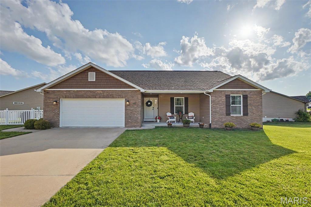 Columbia Lakes Iv - Residential