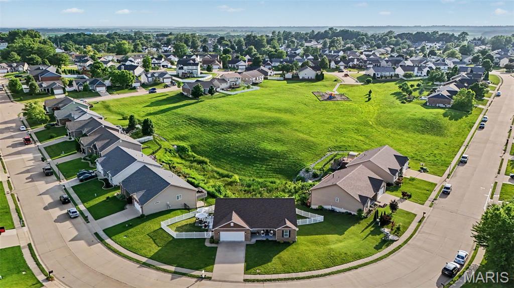 Columbia Lakes Iv - Residential