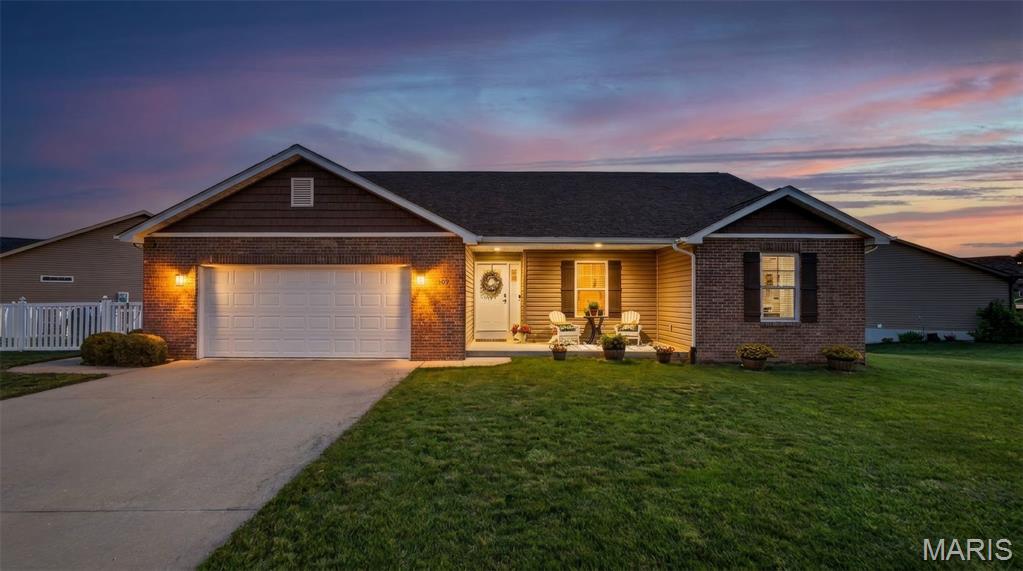 Columbia Lakes Iv - Residential
