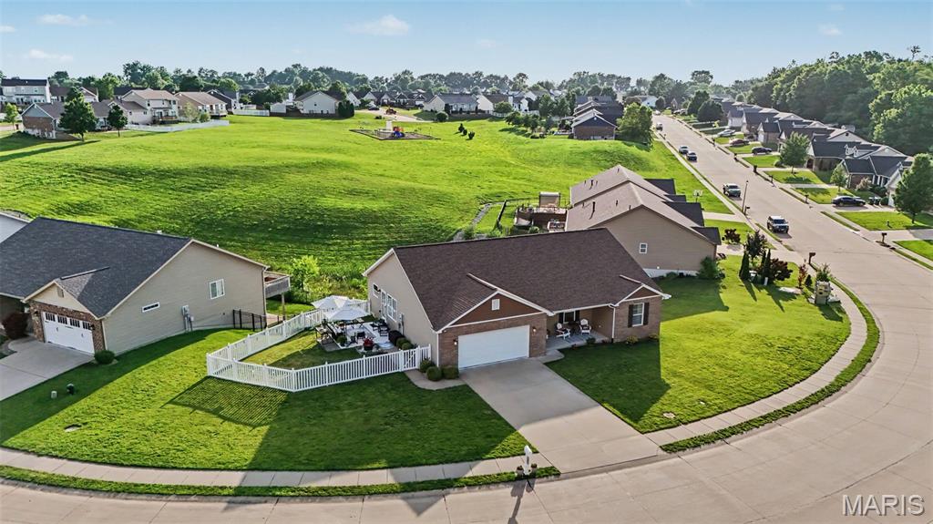 Columbia Lakes Iv - Residential