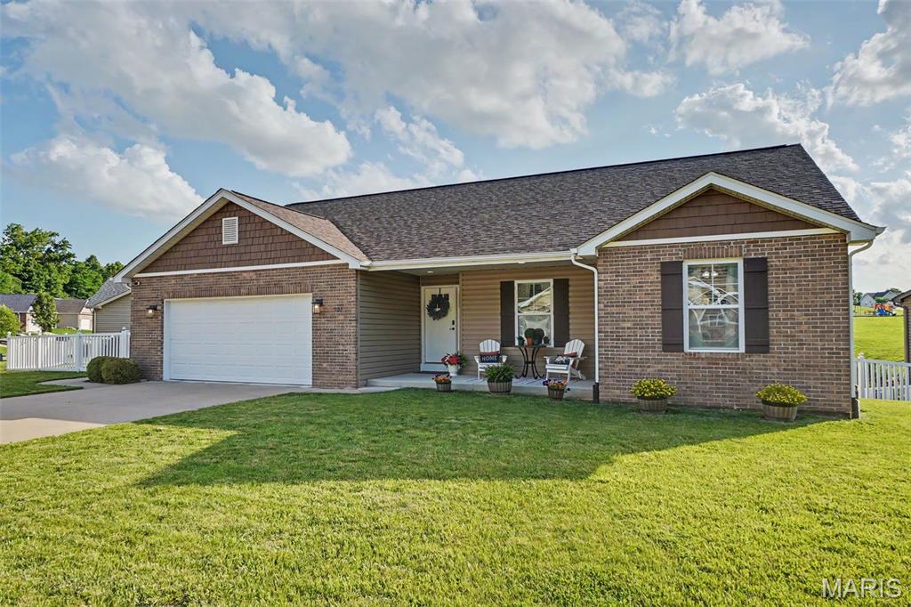 Columbia Lakes Iv - Residential