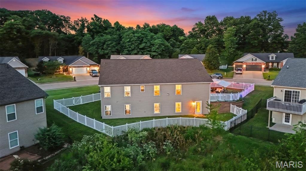 Columbia Lakes Iv - Residential