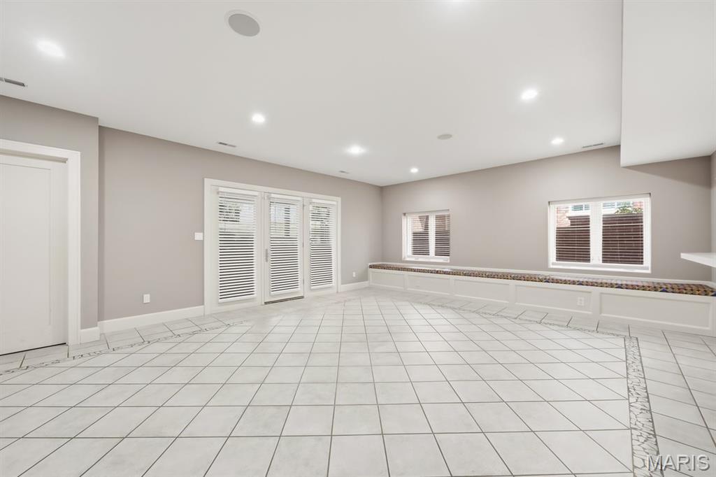 Clayton Gardens 3 - Residential