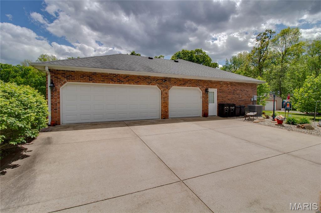 Oakbrook Hills Sub - Residential