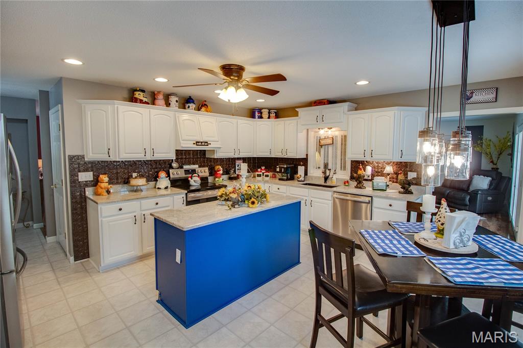 Oakbrook Hills Sub - Residential