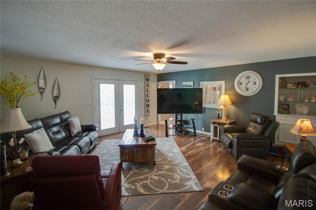 Oakbrook Hills Sub - Residential
