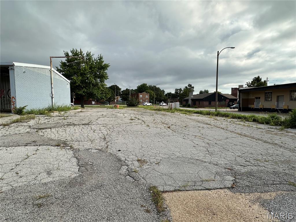 Kingsbury Add - Commercial Sale