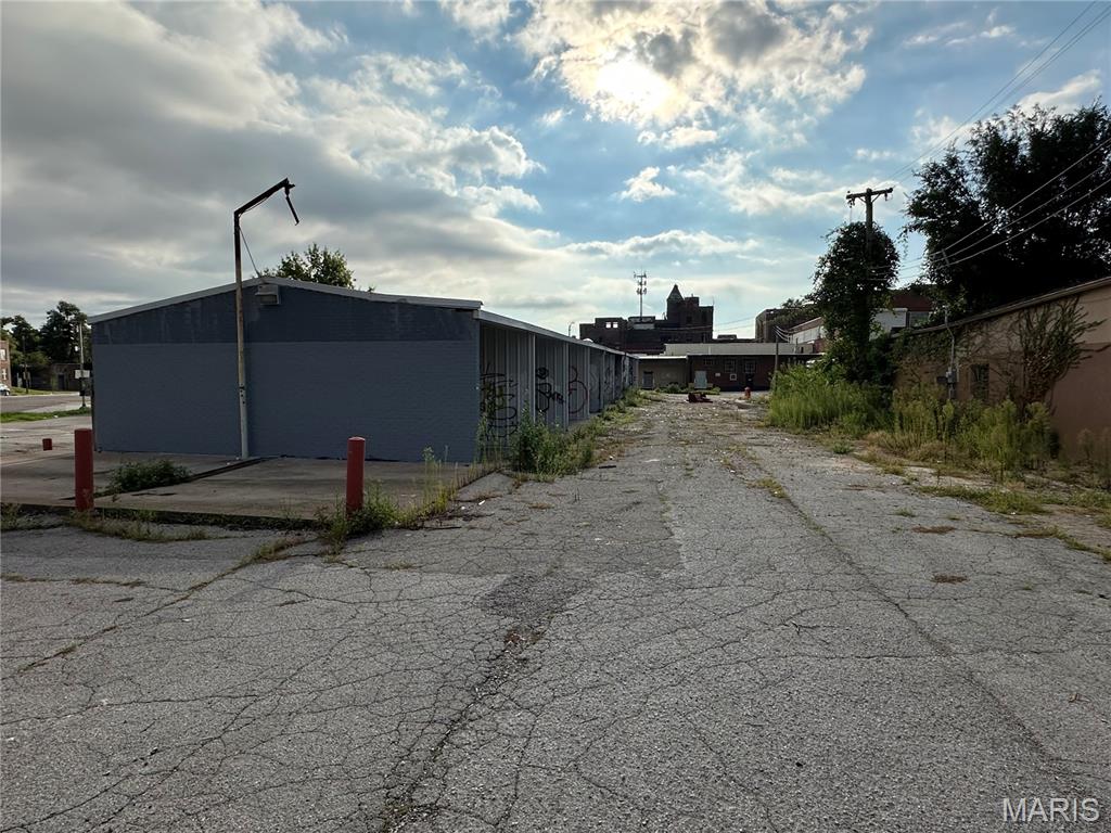 Kingsbury Add - Commercial Sale