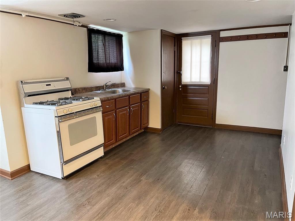 CARDINAL HILLS - Residential