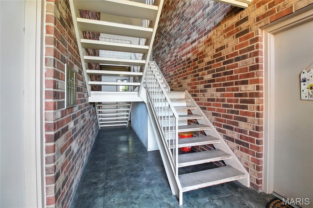 Carrollton Apts Unit 1 Condo - Residential