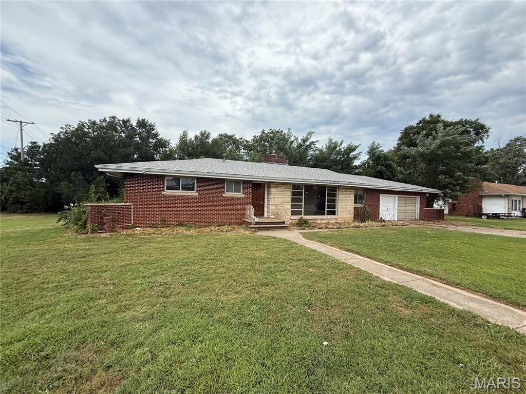 MEADOWLAWN - Residential