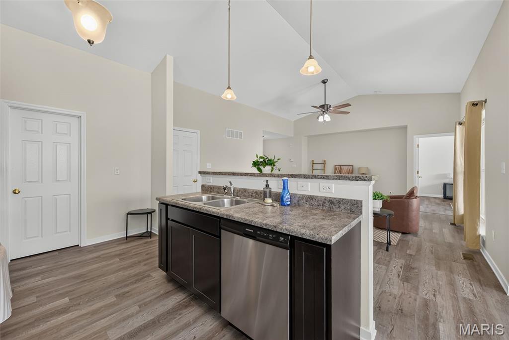 Wyndgate Vlb B #2-B - Residential