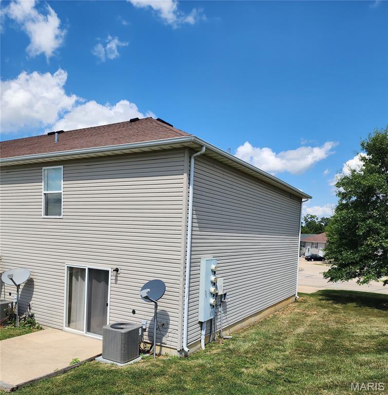 Oakview Villas & Arlington Condos - Residential