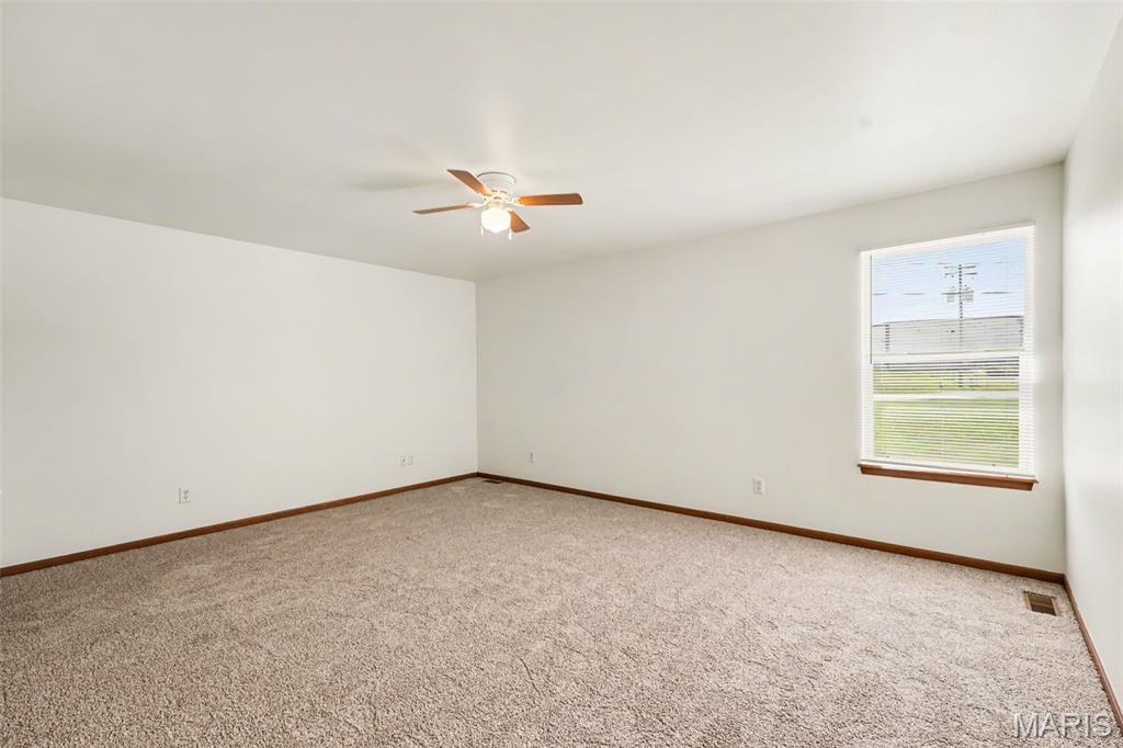 Oakview Villas & Arlington Condos - Residential