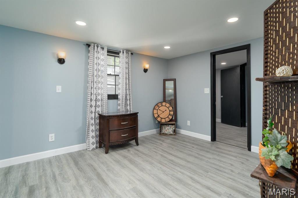 MIRACLE MANOR ADD 2 LOT 41 160X122 IRR PB 23 PG 21 - Residential