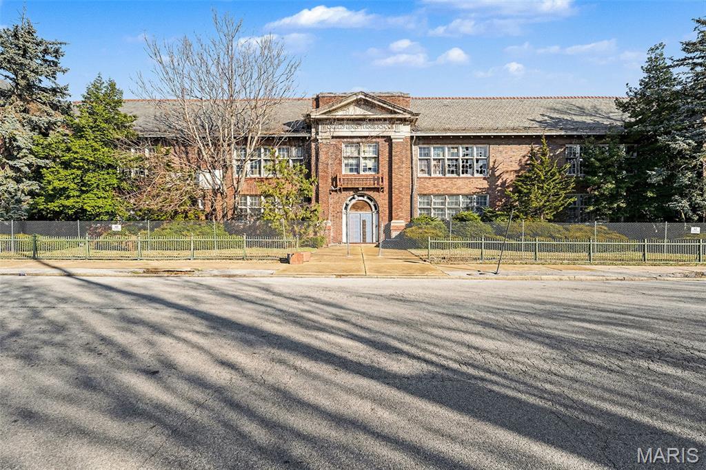 This Turner Branch Private School property presents a rare opportunity to acquire a prominent private school site in St. Louis City. The property consists of a single two-story masonry building with approximately 31,009 square feet of building area situated on a 1.26-acre lot. Zoned C and located within an established urban neighborhood, this site offers potential for adaptive reuse, redevelopment, or continued educational use.
Owned by the Board of Education of the City of St. Louis, the property benefits from excellent visibility and access within the St. Louis City submarket. The surrounding community offers a strong foundation for investment, with nearby amenities, roadways, and neighborhood activity supporting redevelopment opportunities. This property is ideal for investors, developers, or organizations looking to repurpose a substantial urban building in a high-visibility location. SLPS