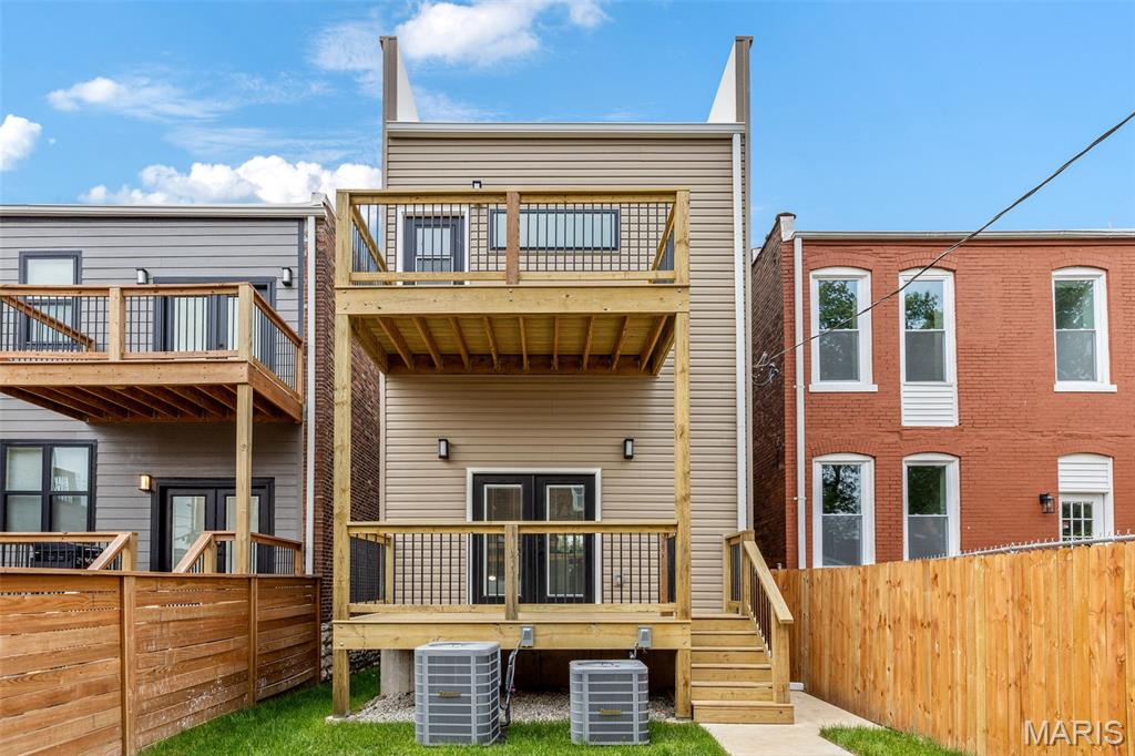 Laclede Race Course - Residential