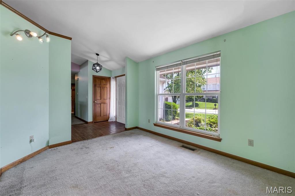 Chateau Du Mont Estates - Residential
