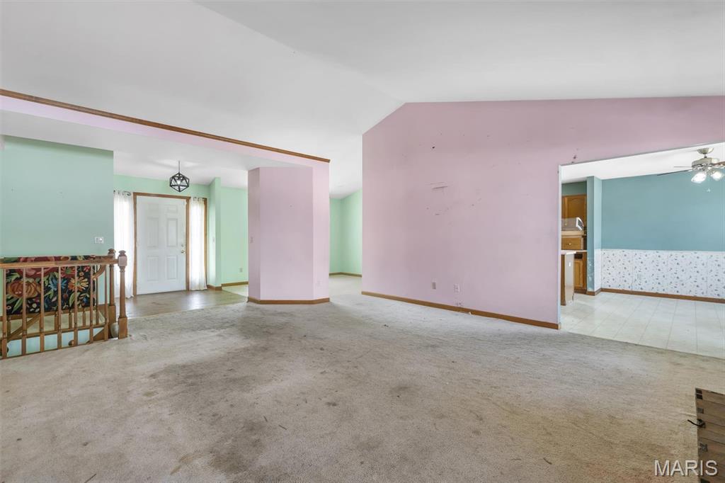 Chateau Du Mont Estates - Residential