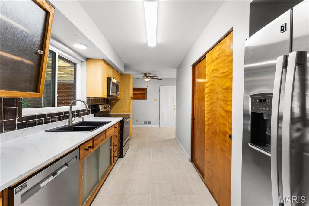 Chenot Place 1st Add - Residential