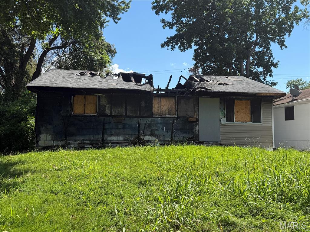 Fire Sale! This 3-bedroom, 1-bath home has experienced fire damage and is being sold as-is. This could be purchased for the lot and new construction, or use the existing foundation if able and rebuild. Seller to do no inspections or repairs.