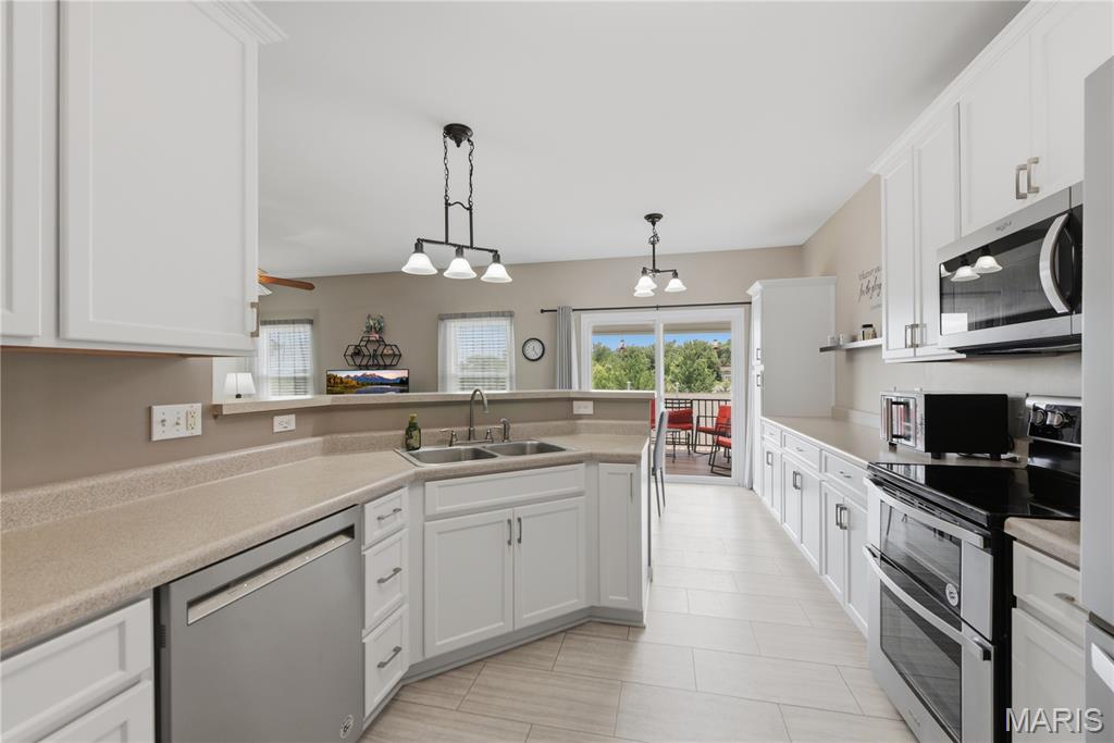 Villas/Windcrest 01 - Residential