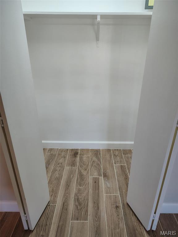 Hazelcrest Iii Condo - Residential