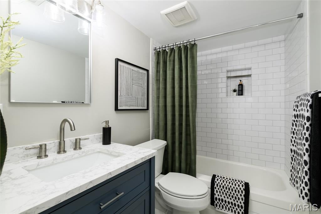 Sakura Gardens Condo - Residential