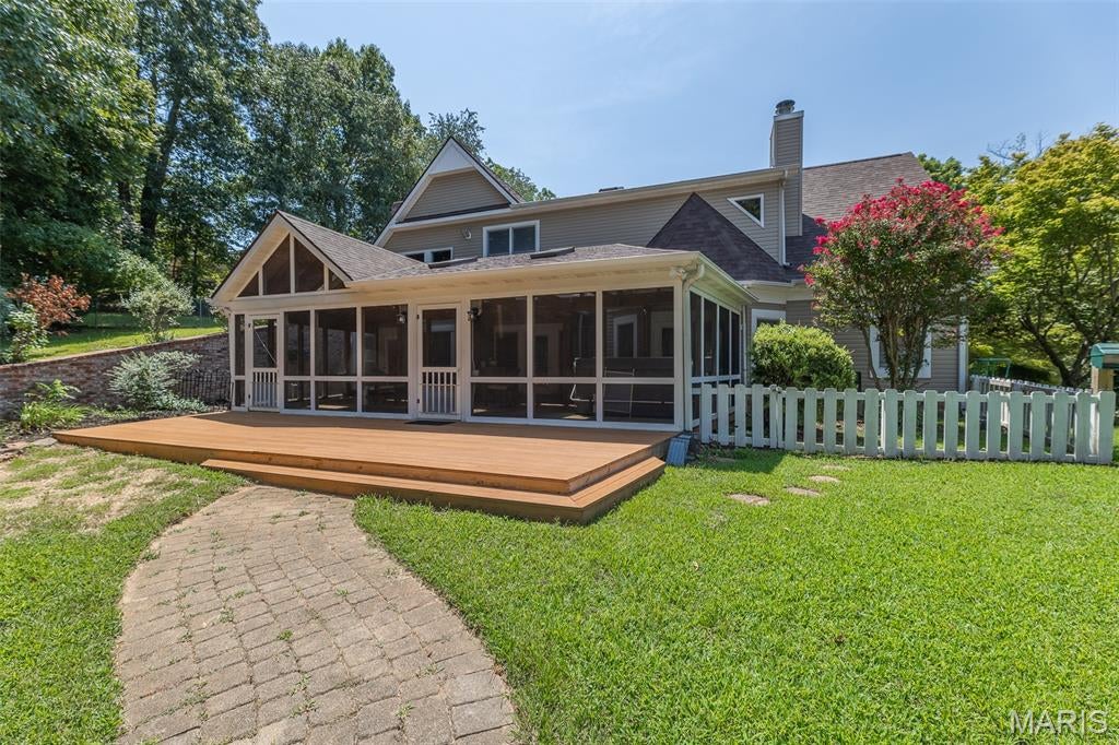 Crestwood Manor - Residential