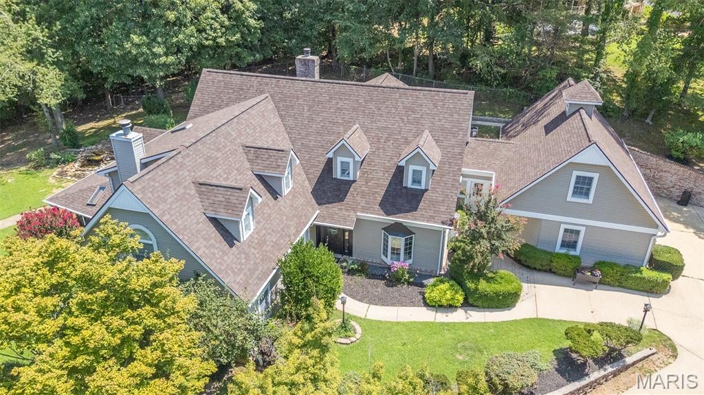 Crestwood Manor - Residential