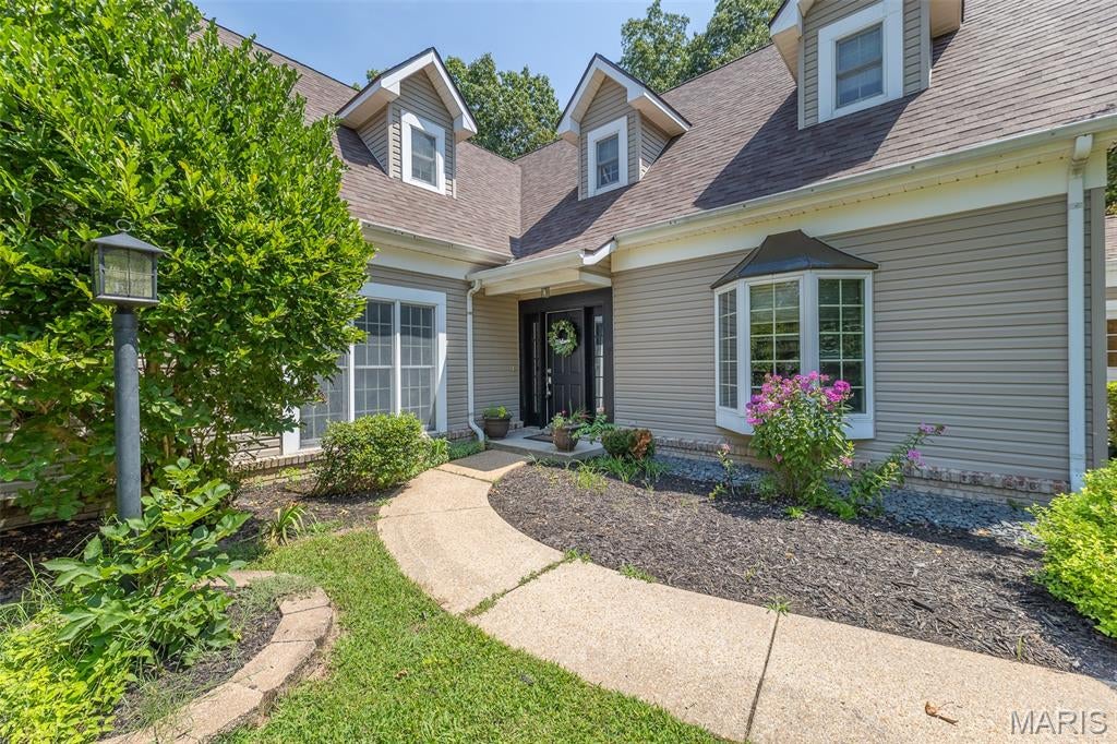 Crestwood Manor - Residential