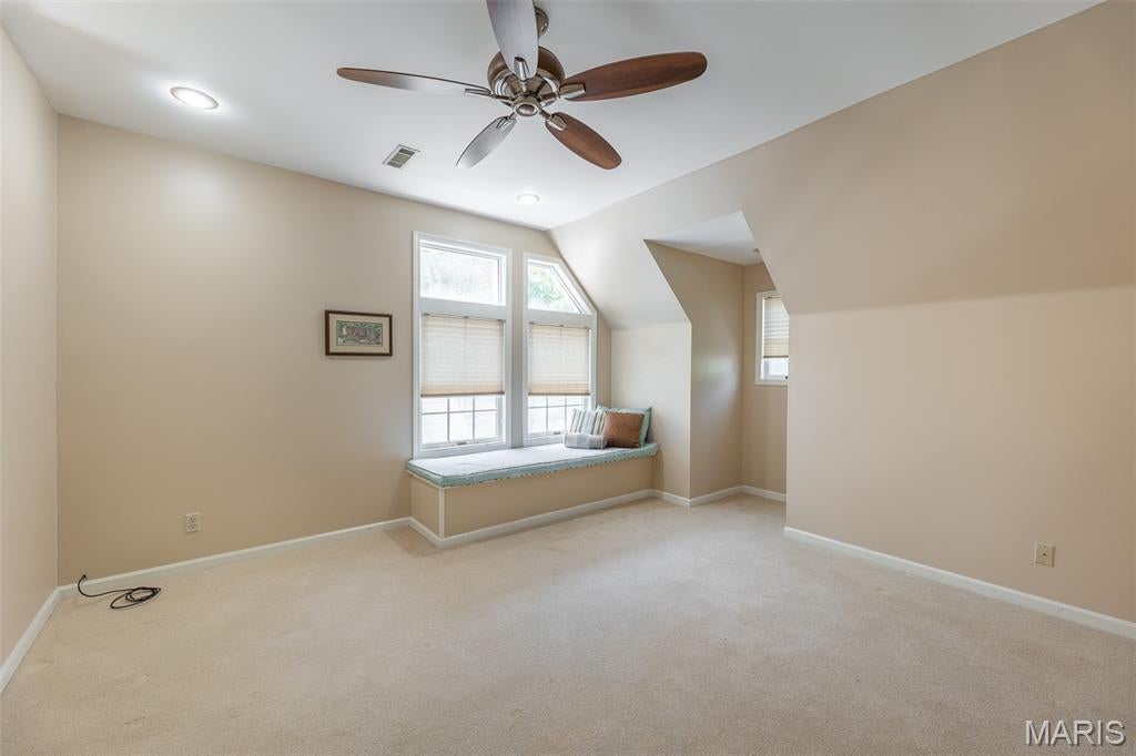 Crestwood Manor - Residential