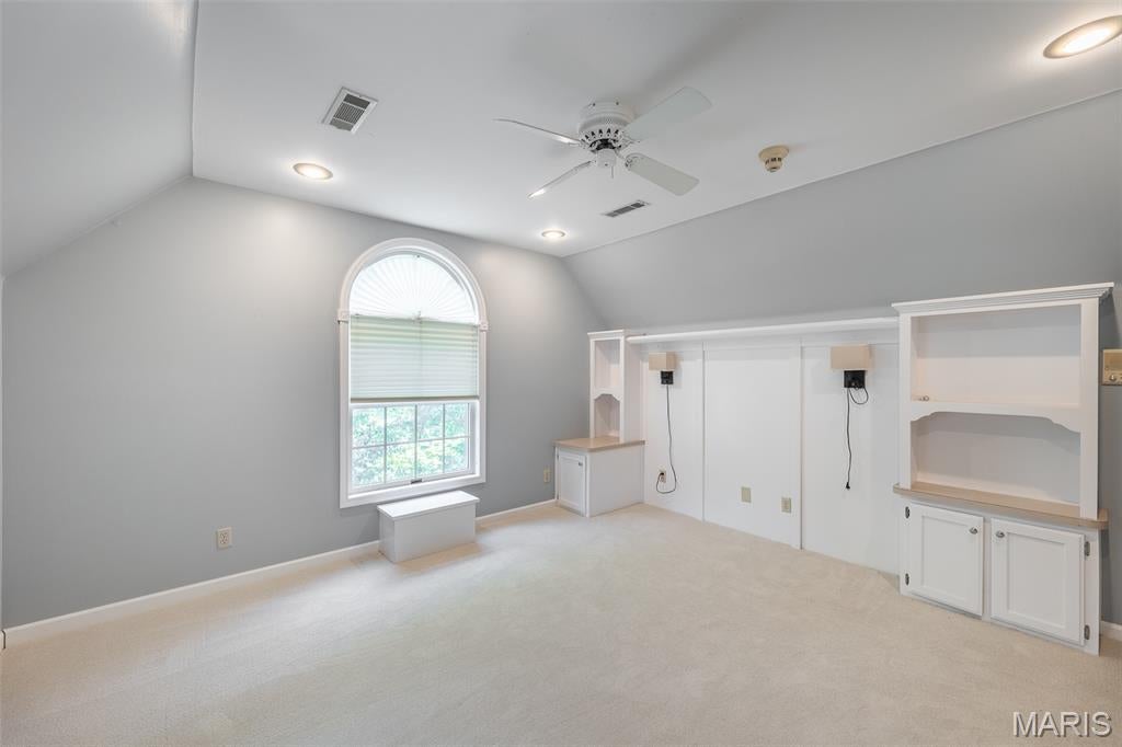 Crestwood Manor - Residential