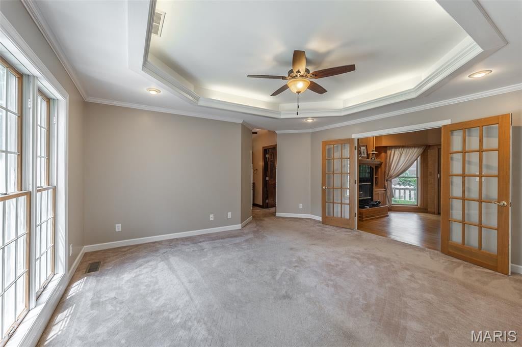 Crestwood Manor - Residential