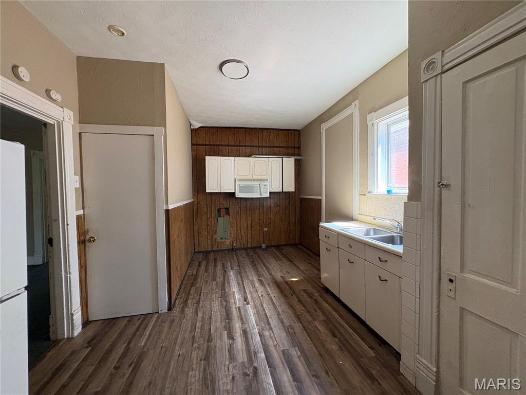 Beethoven Add - Residential