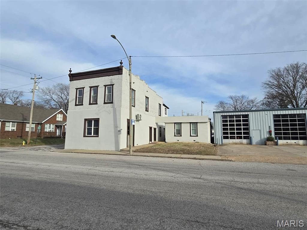 First Add West Belleville - Residential Income