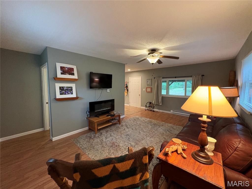 Lonedell Lakes - Residential