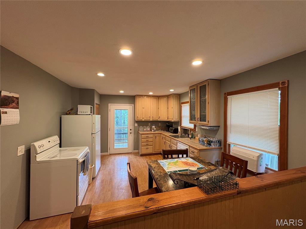 Lonedell Lakes - Residential