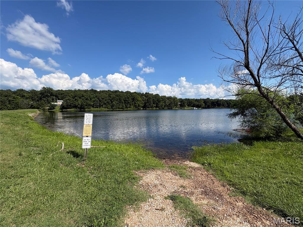 Lonedell Lakes - Residential