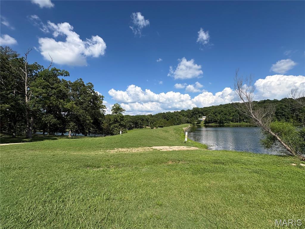 Lonedell Lakes - Residential