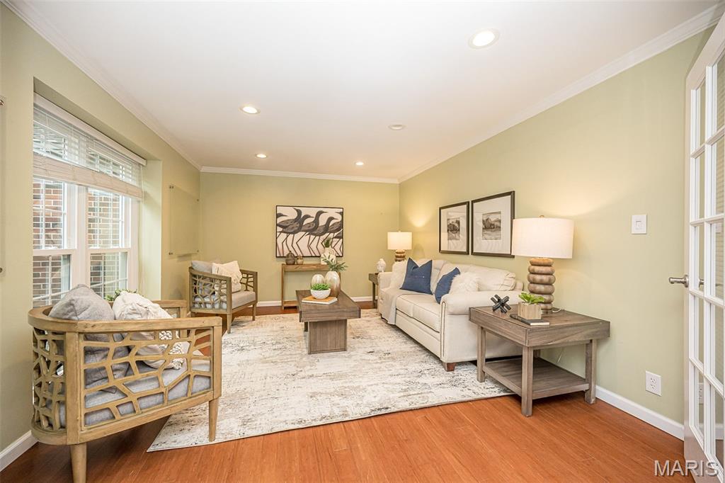Ladue Park - Residential