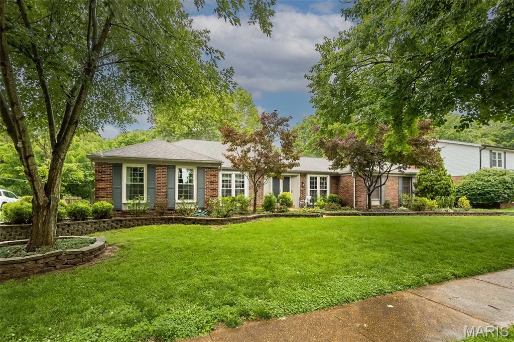 Ladue Park - Residential