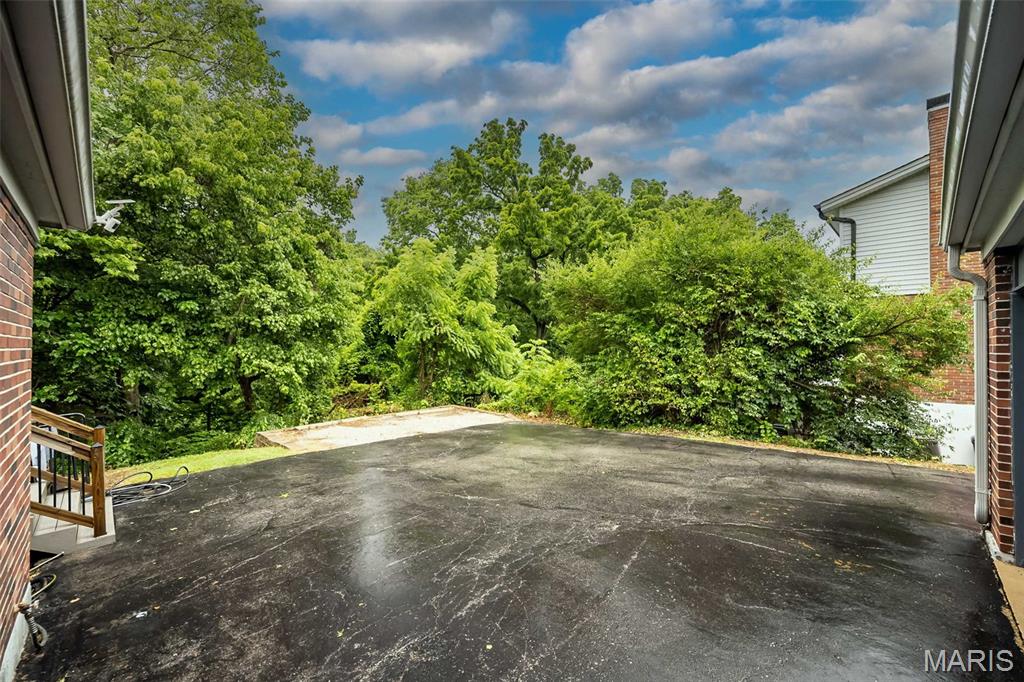 Ladue Park - Residential