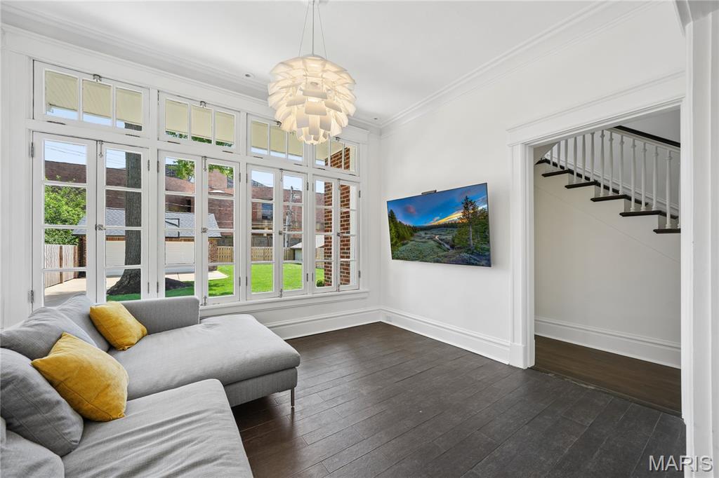 Hillcrest - Residential