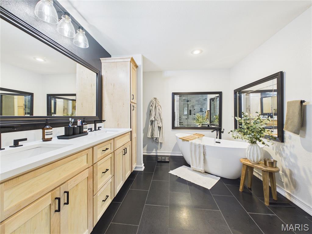 Southern Hills Estate - Residential