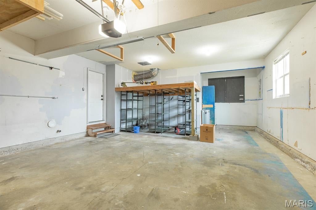 Timberlake Manor 5 - Residential