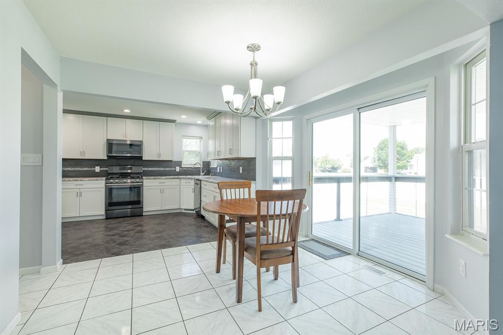 Timberlake Manor 5 - Residential