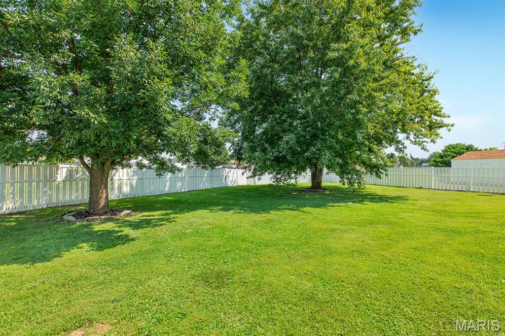 Timberlake Manor 5 - Residential