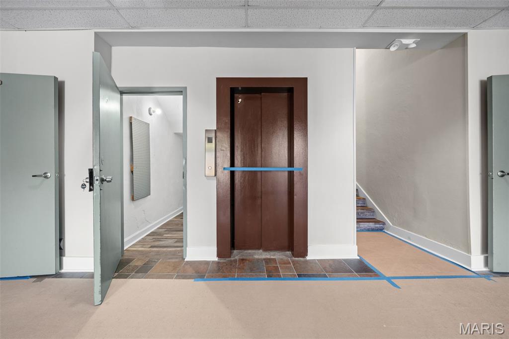 Pershing Ave Condo - Residential